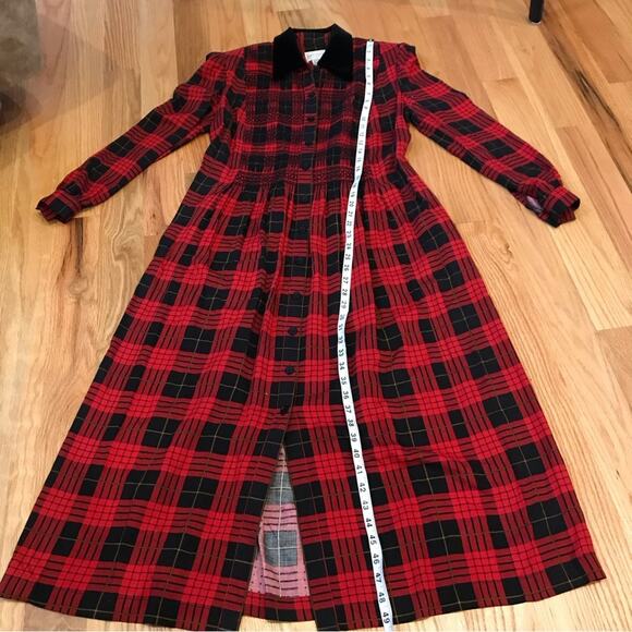 Vintage Karin Stevens Plaid & Velvet Dress with elastic embroidery - Picture 3 of 5